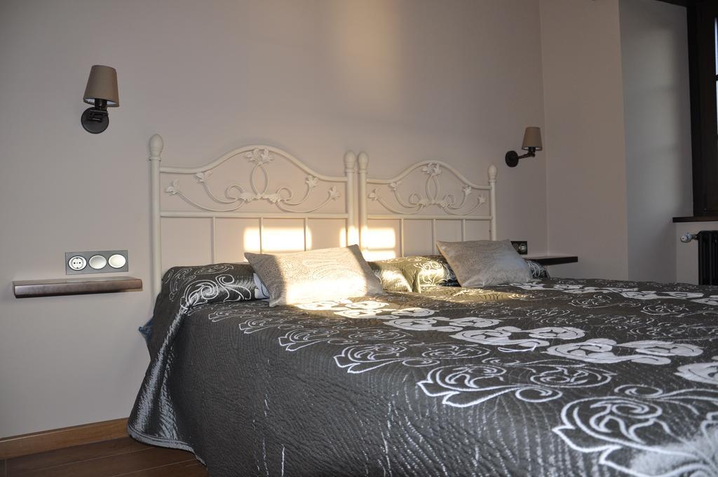 Casa Pacho Apartamentos Rurales Luarca Room photo